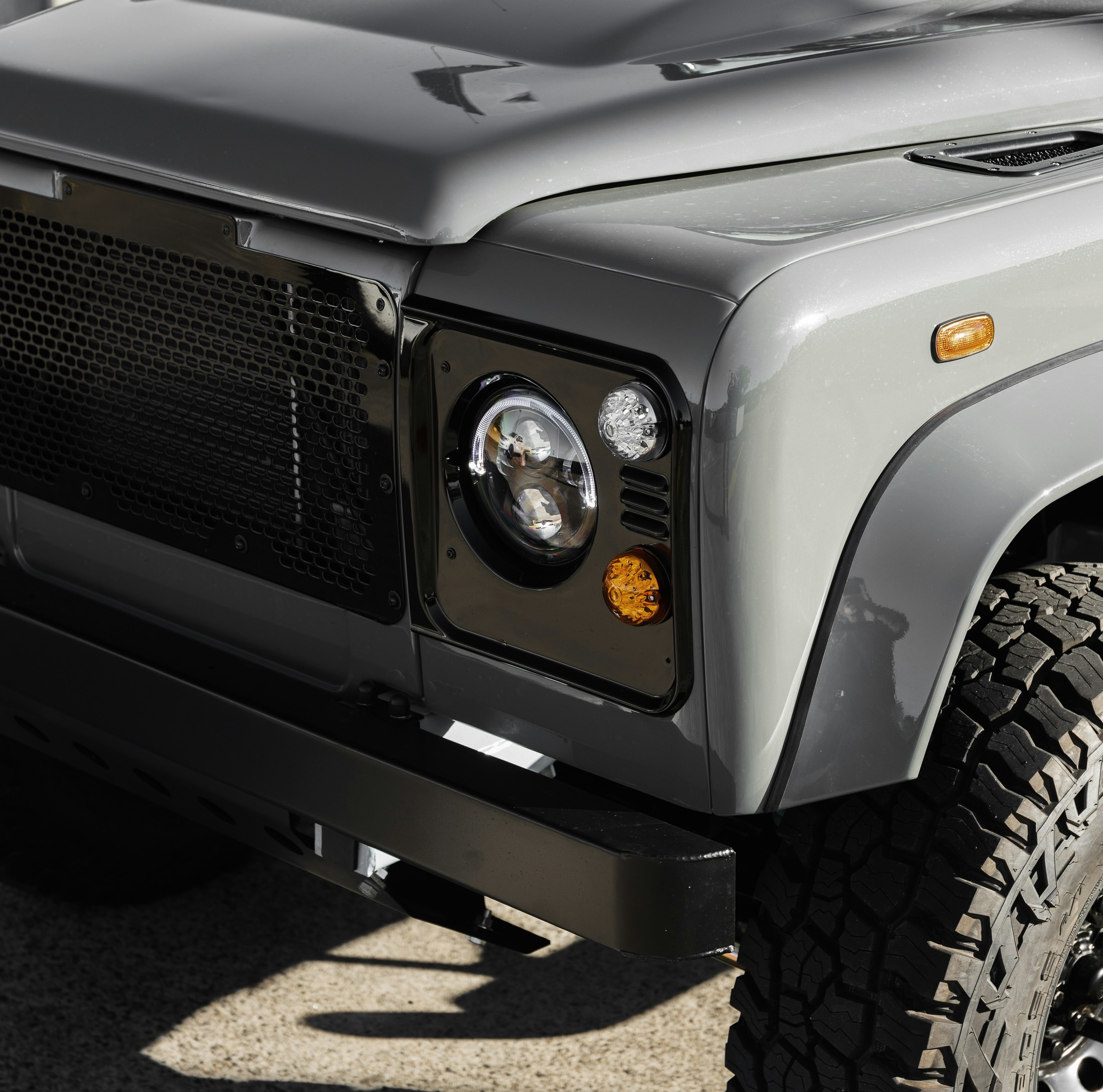 Land Rover Defender close-up showcasing OutbackX storage solutions
